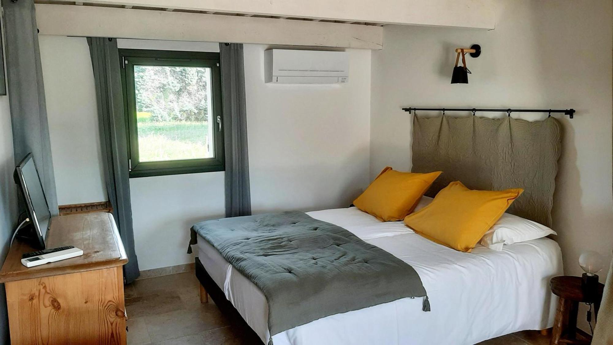 Mas Le Jas Bed & Breakfast Cavaillon Exterior foto